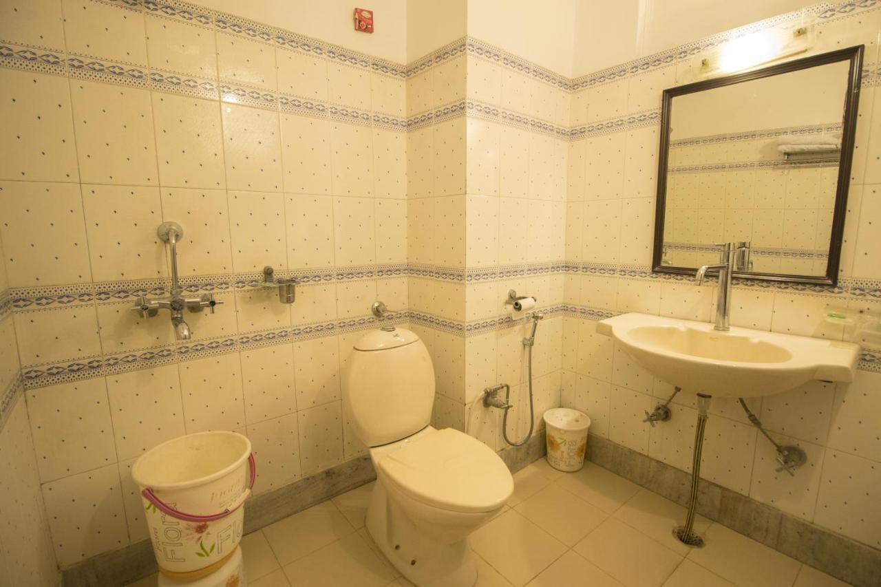 Hotel Jahanvi Dale Haridwār Exteriör bild