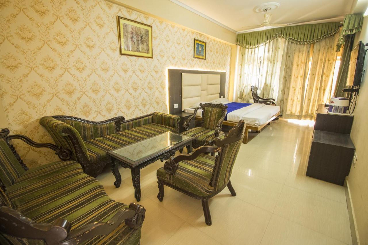 Hotel Jahanvi Dale Haridwār Exteriör bild