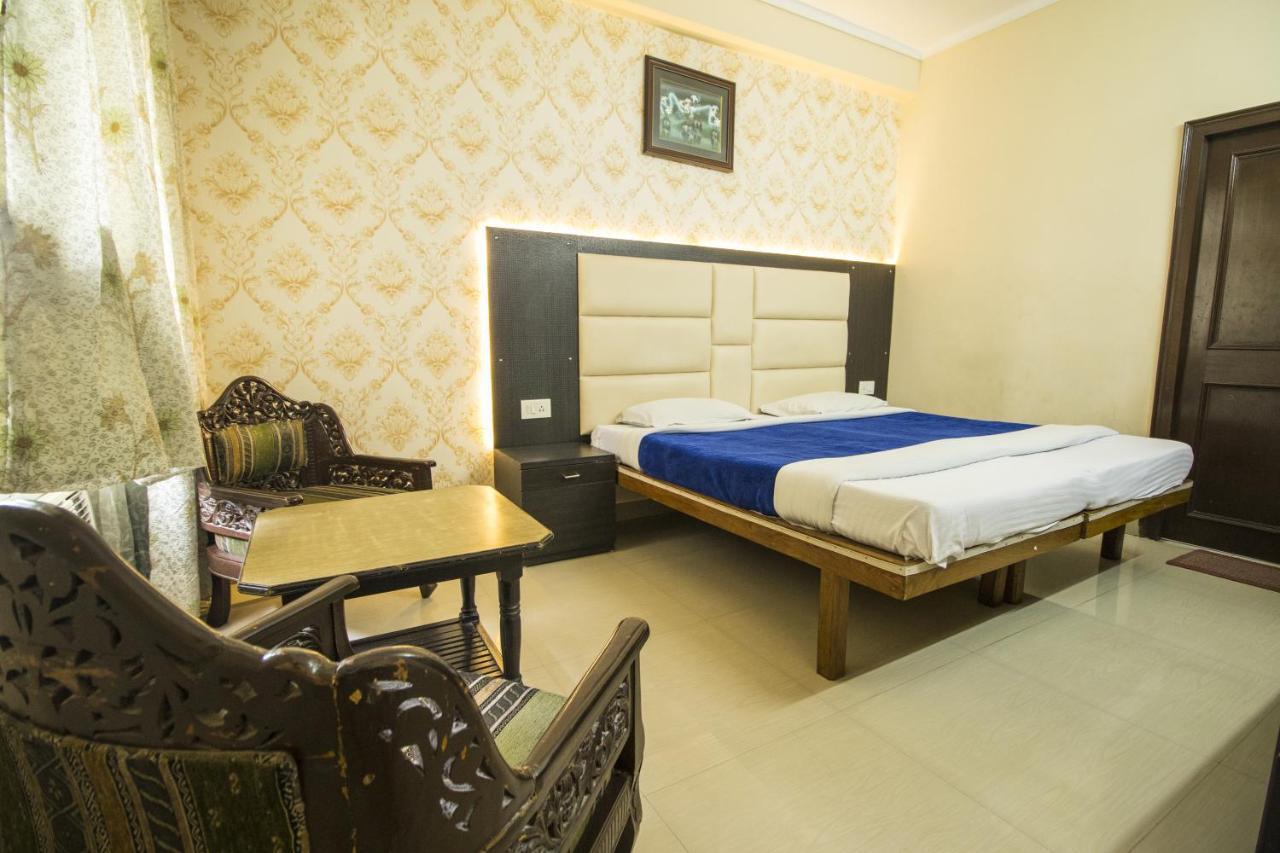 Hotel Jahanvi Dale Haridwār Exteriör bild